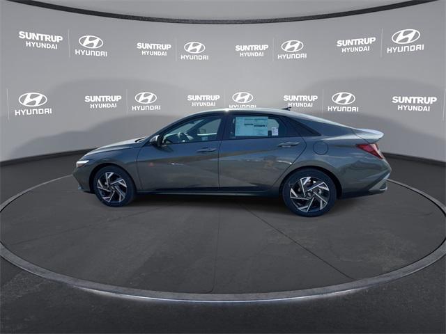 new 2025 Hyundai Elantra car, priced at $23,257