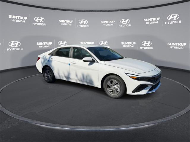 new 2025 Hyundai Elantra car, priced at $22,789