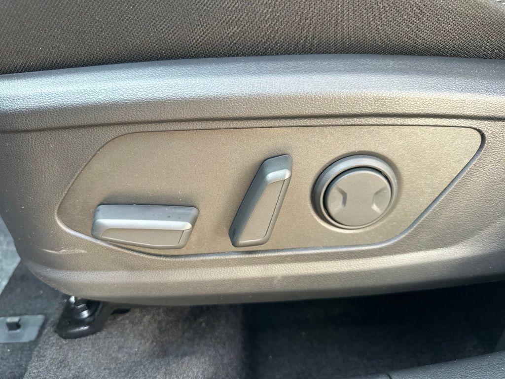 new 2026 Hyundai TUCSON Hybrid car, priced at $32,838