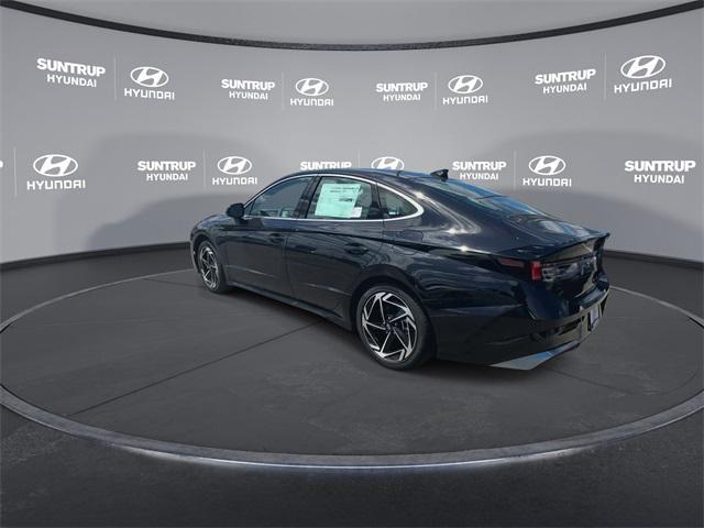 new 2024 Hyundai Sonata car, priced at $30,549