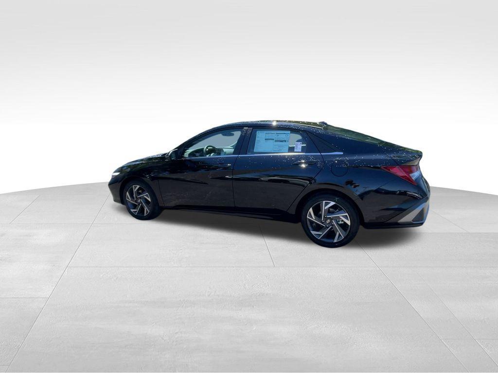 new 2025 Hyundai Elantra car, priced at $26,793