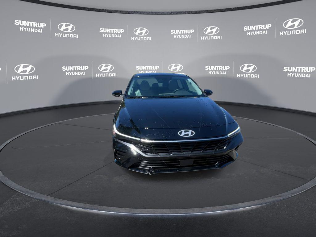 new 2025 Hyundai Elantra car, priced at $27,293