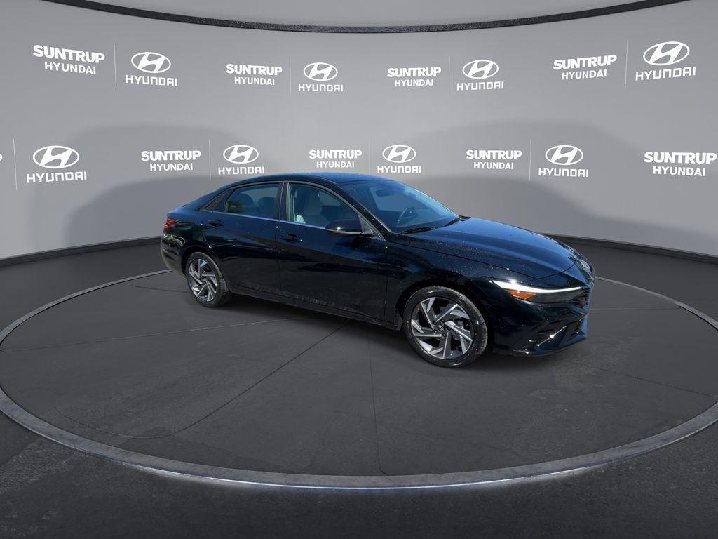 new 2025 Hyundai Elantra car, priced at $27,293