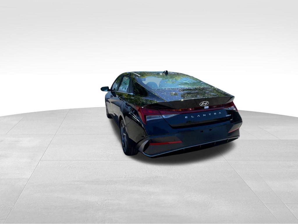 new 2025 Hyundai Elantra car, priced at $26,793