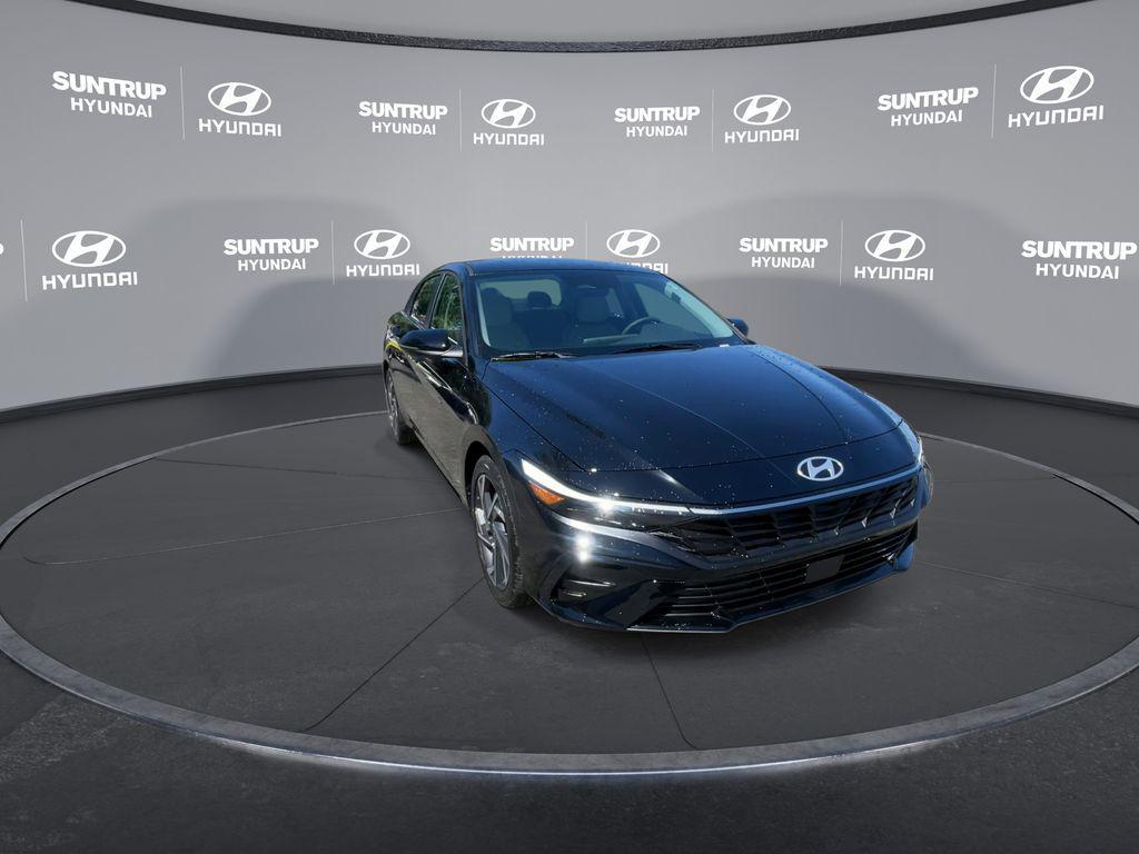 new 2025 Hyundai Elantra car, priced at $27,293