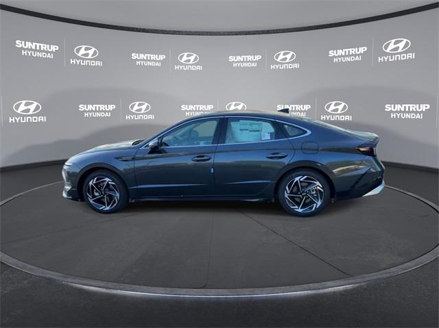 new 2024 Hyundai Sonata car, priced at $29,298