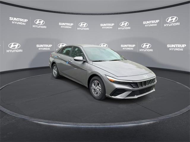 new 2024 Hyundai Elantra car, priced at $22,603