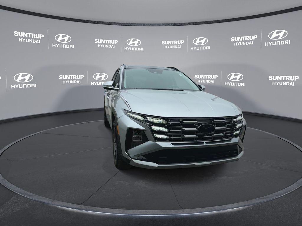 new 2025 Hyundai TUCSON Hybrid car, priced at $38,195