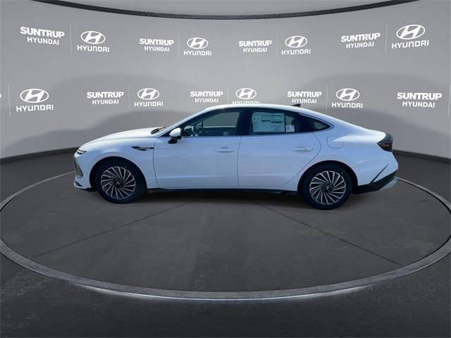new 2025 Hyundai Sonata Hybrid car, priced at $32,137