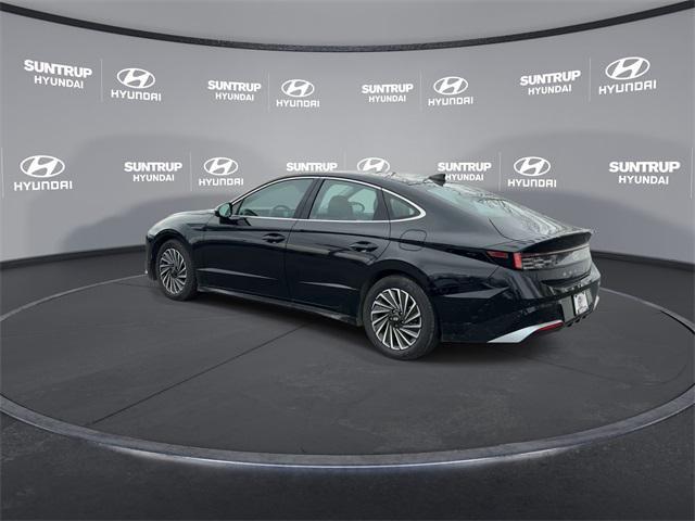 new 2024 Hyundai Sonata Hybrid car, priced at $28,923