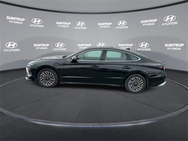 new 2024 Hyundai Sonata Hybrid car, priced at $28,923