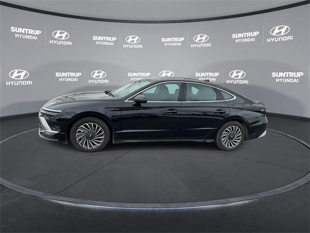 new 2024 Hyundai Sonata Hybrid car, priced at $28,923