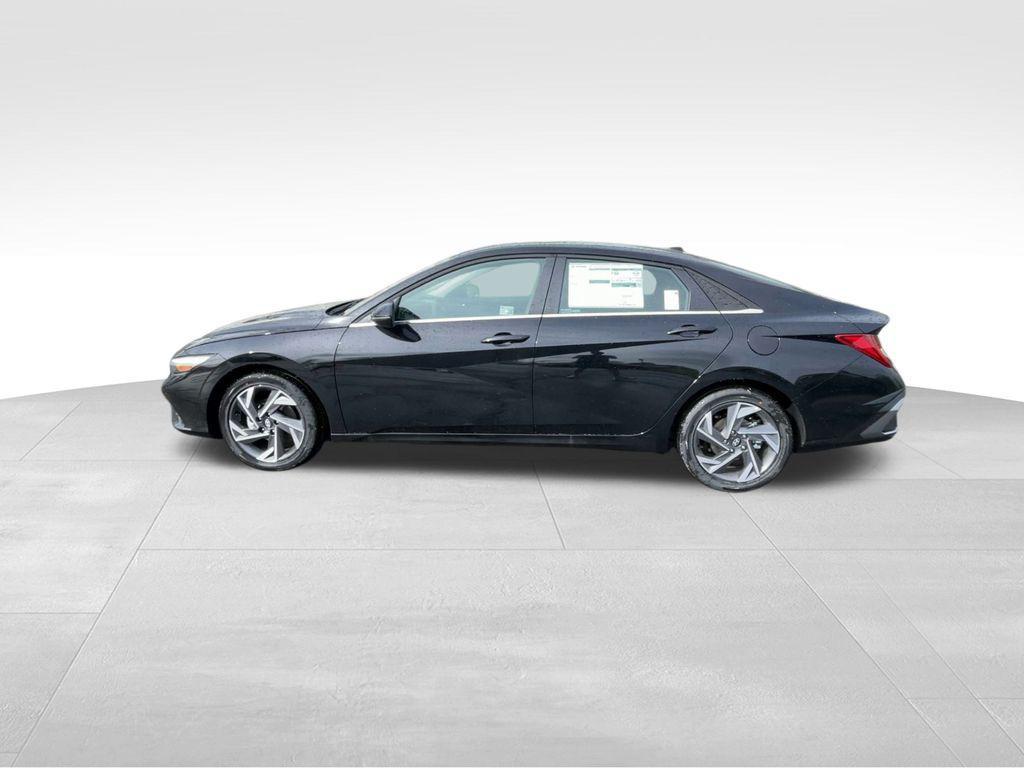new 2025 Hyundai ELANTRA HEV car, priced at $27,875