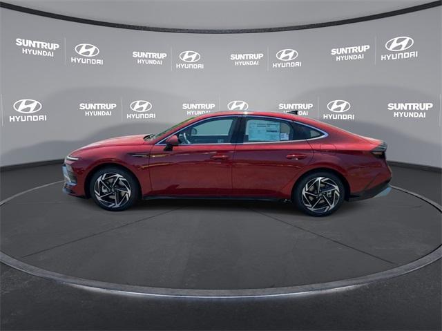 new 2024 Hyundai Sonata car, priced at $30,549