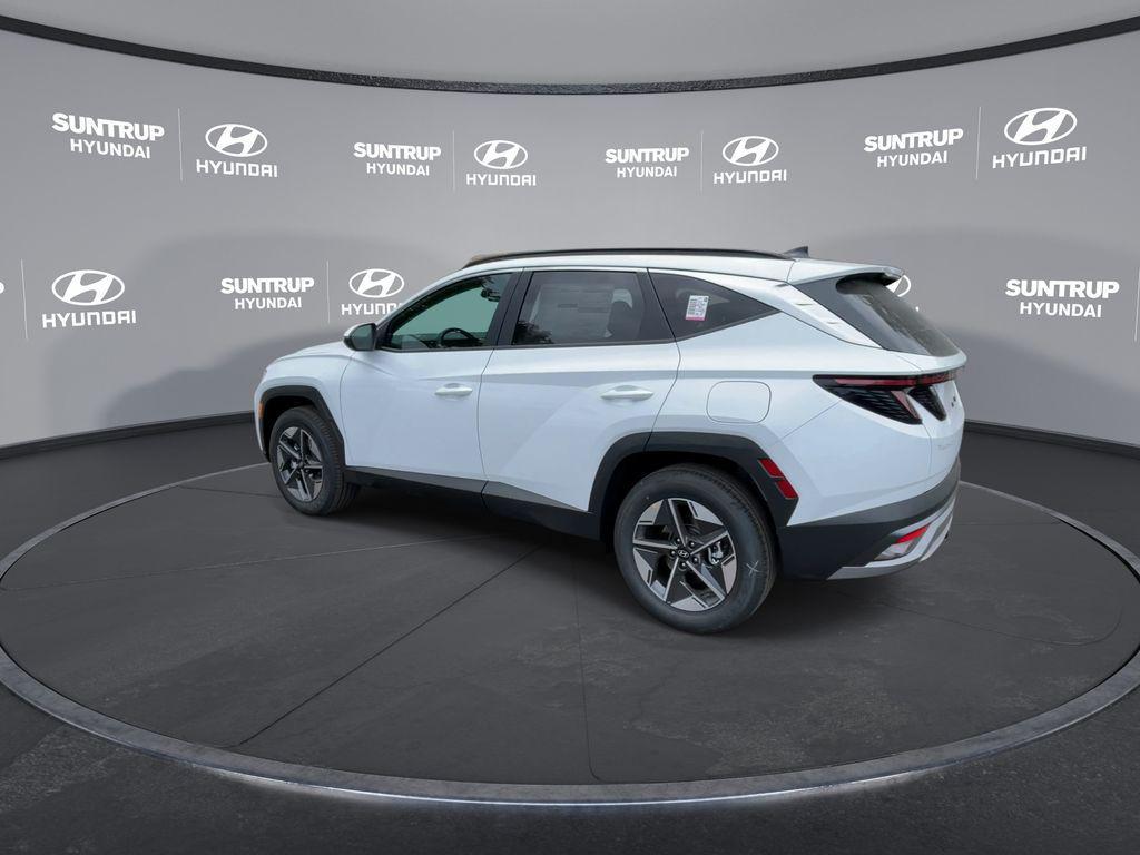 new 2025 Hyundai TUCSON Hybrid car, priced at $35,004