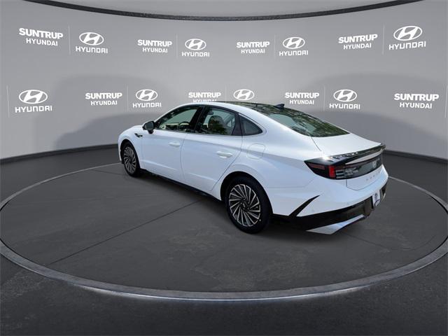 used 2025 Hyundai Sonata Hybrid car, priced at $36,925