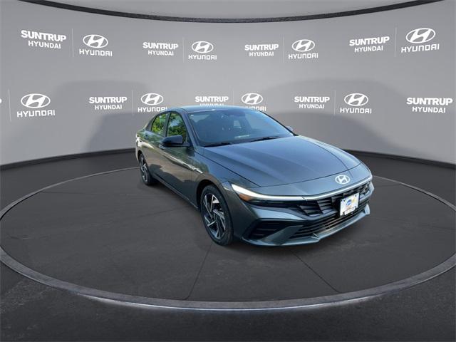 new 2025 Hyundai Elantra car, priced at $27,290