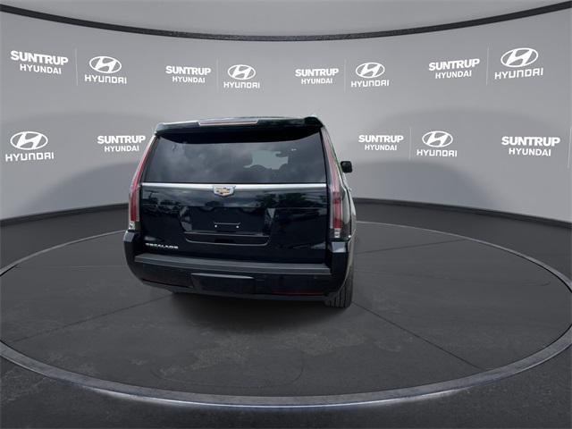 used 2020 Cadillac Escalade car, priced at $39,835