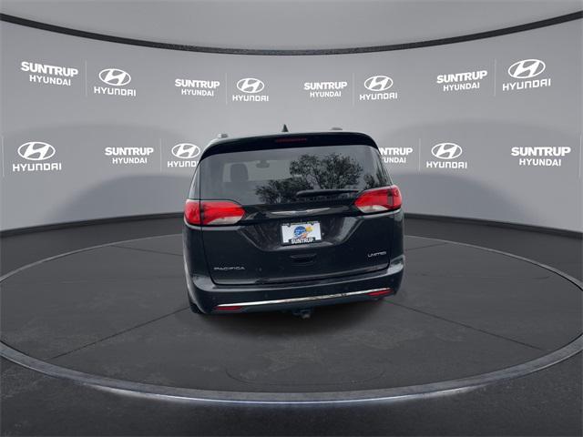 used 2018 Chrysler Pacifica car, priced at $20,895