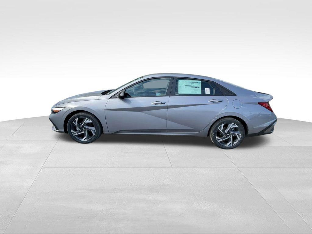 new 2025 Hyundai ELANTRA HEV car, priced at $25,500