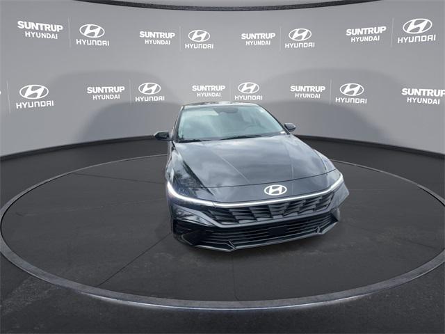 new 2025 Hyundai Elantra car, priced at $25,733