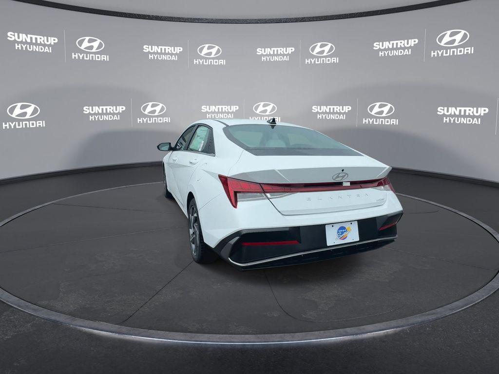 new 2025 Hyundai Elantra car, priced at $27,341