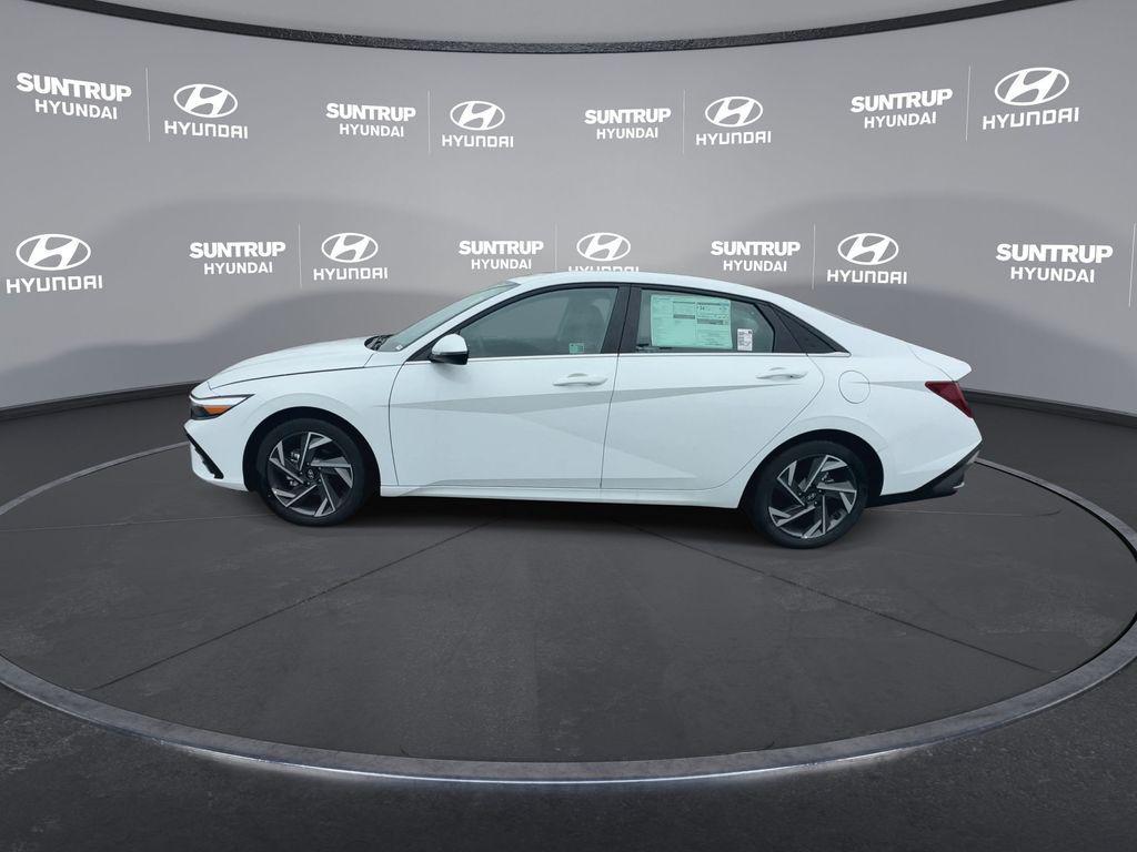 new 2025 Hyundai Elantra car, priced at $27,341
