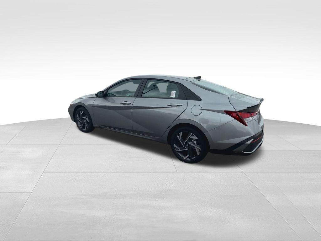 used 2025 Hyundai Elantra car, priced at $21,665
