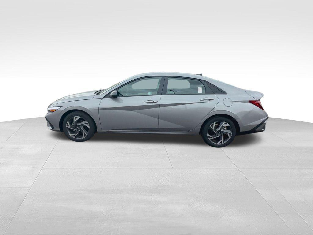 used 2025 Hyundai Elantra car, priced at $21,665