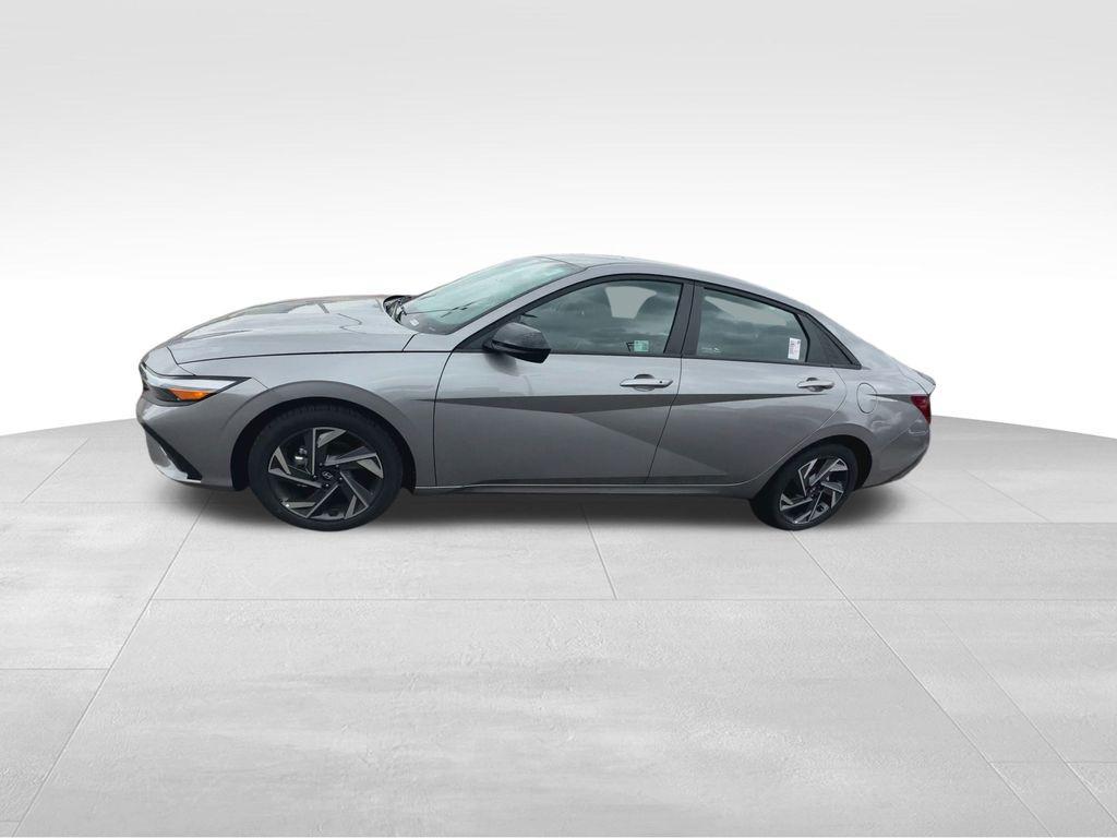 used 2025 Hyundai Elantra car, priced at $21,665
