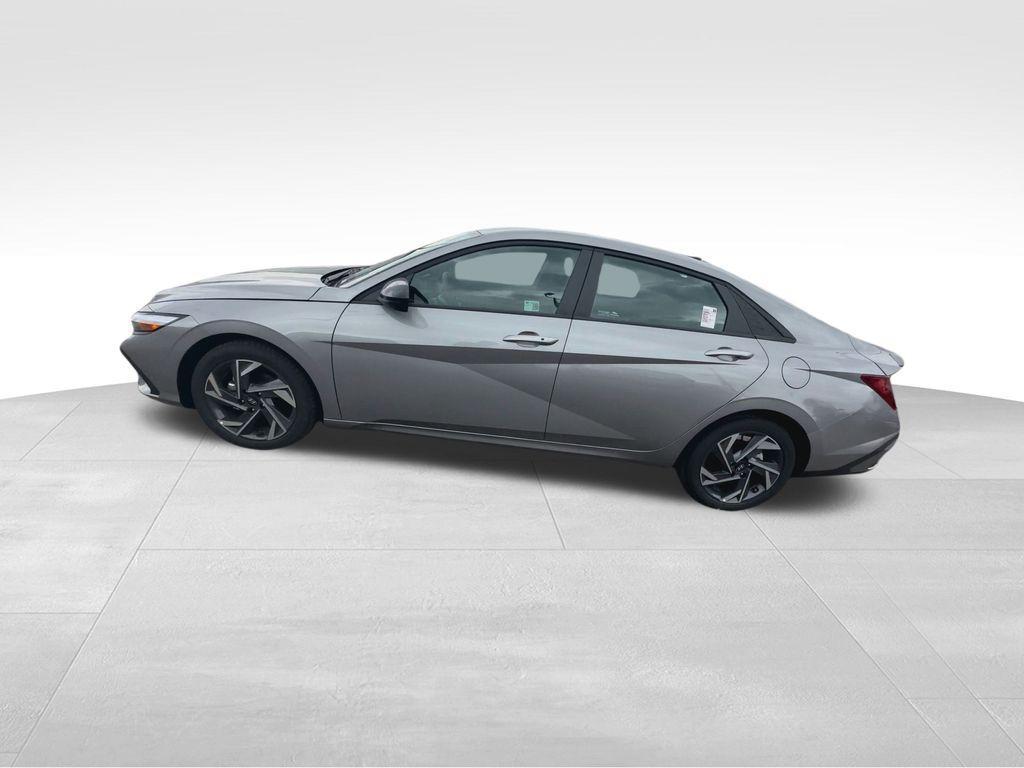 used 2025 Hyundai Elantra car, priced at $21,665