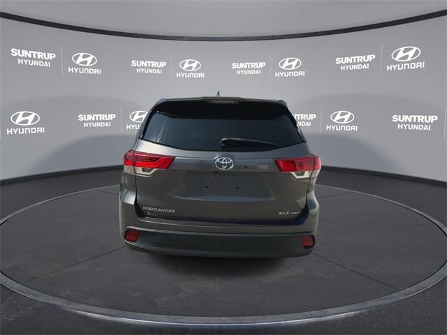 used 2018 Toyota Highlander car, priced at $27,100