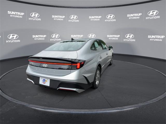 new 2026 Hyundai Sonata car, priced at $27,626
