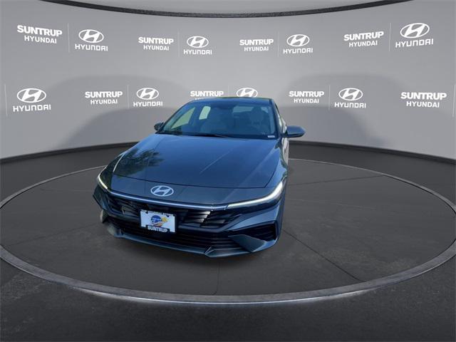 new 2025 Hyundai Elantra car, priced at $28,904