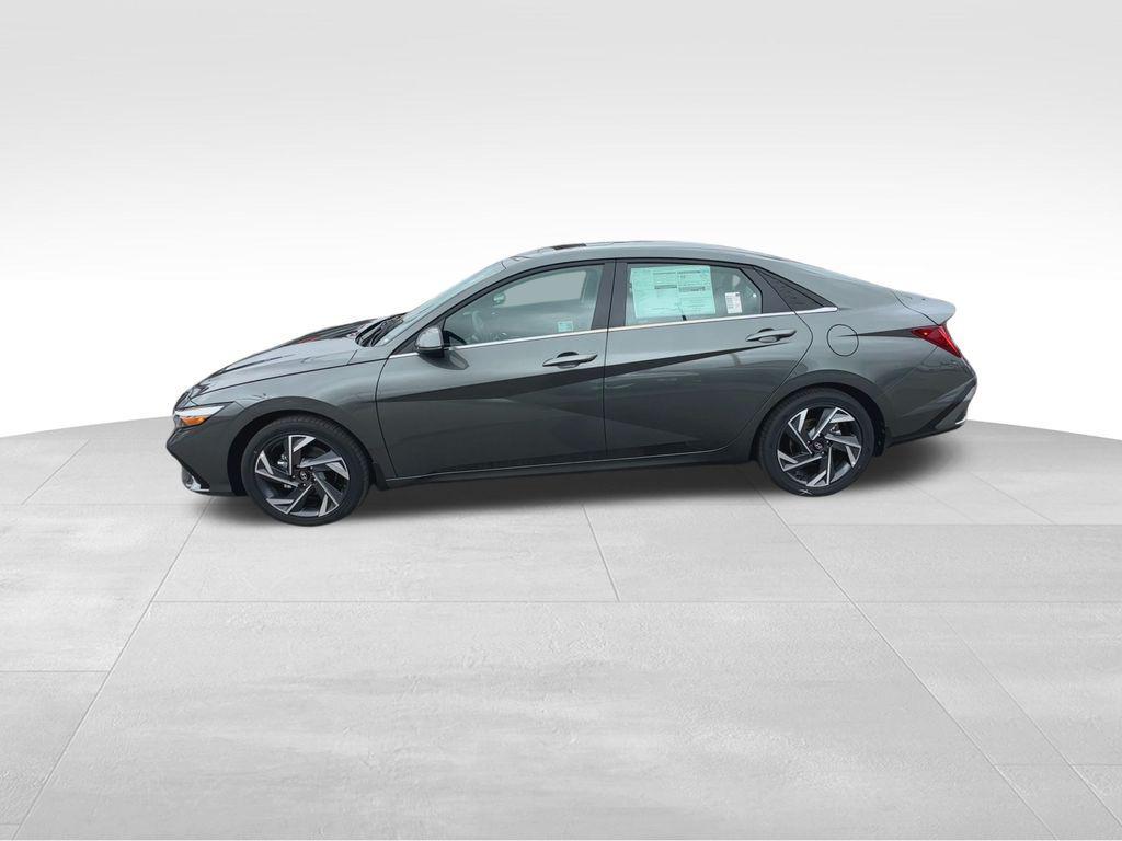 new 2025 Hyundai ELANTRA HEV car, priced at $27,854
