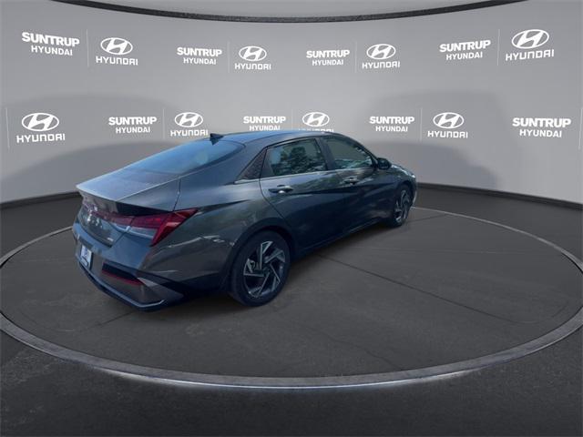 new 2025 Hyundai Elantra car, priced at $28,904