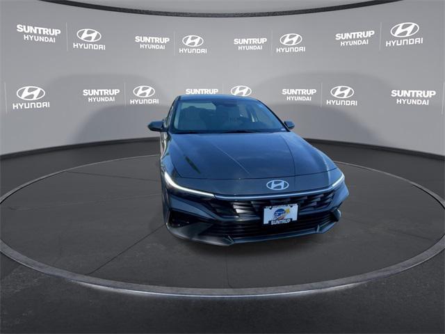 new 2025 Hyundai Elantra car, priced at $28,904