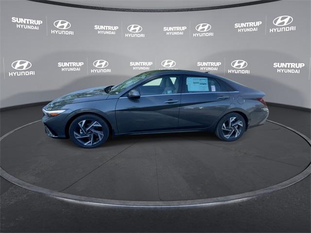 new 2025 Hyundai Elantra car, priced at $28,904