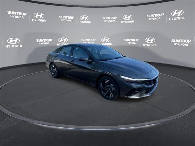new 2025 Hyundai Elantra car, priced at $28,904