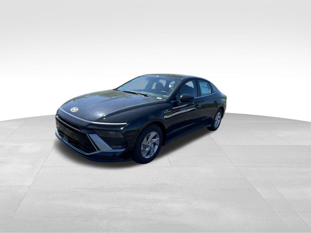 used 2025 Hyundai Sonata car, priced at $24,651