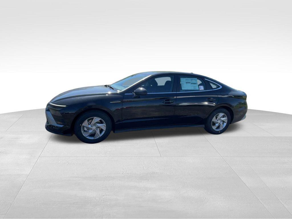 used 2025 Hyundai Sonata car, priced at $24,651