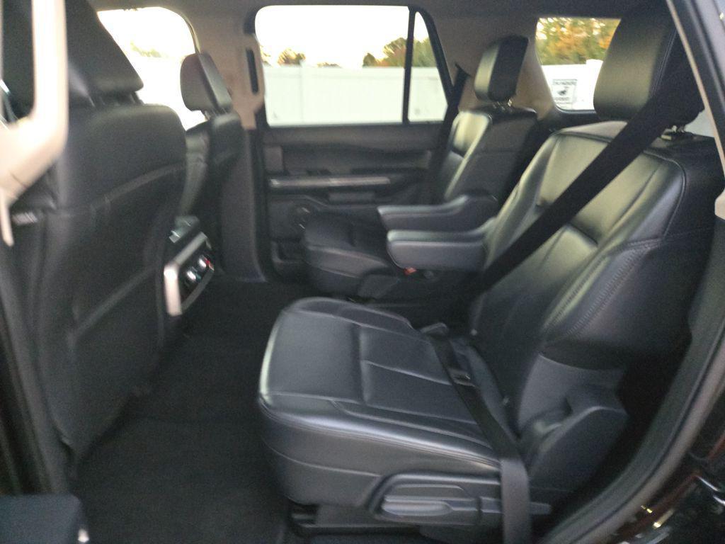 used 2023 Ford Expedition car, priced at $41,995
