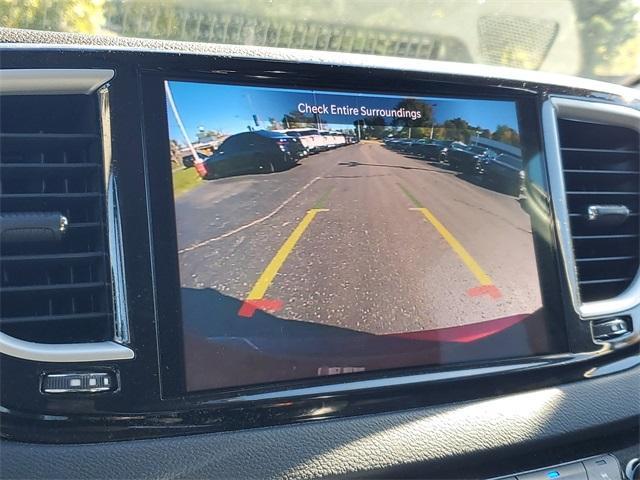 used 2023 Chrysler Pacifica car, priced at $23,898