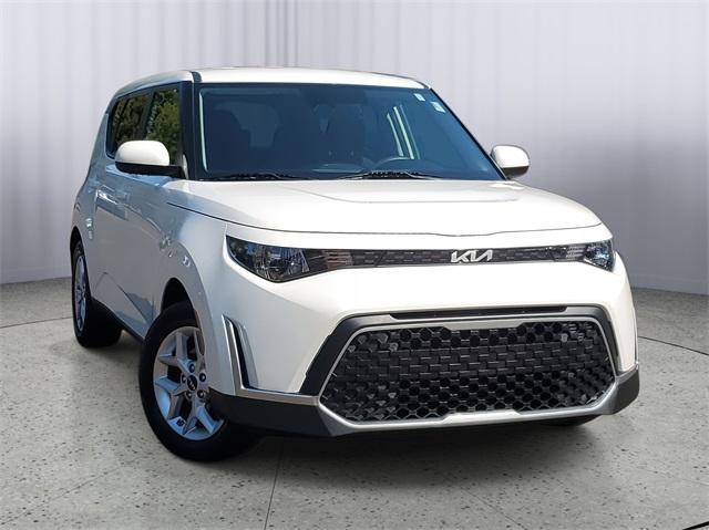 used 2023 Kia Soul car, priced at $18,276
