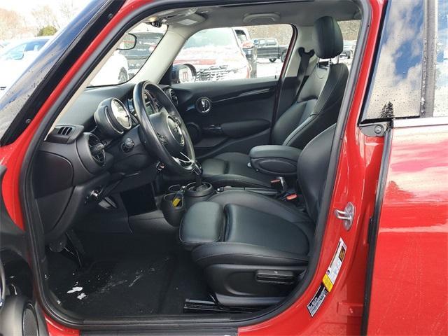 used 2020 MINI Hardtop car, priced at $15,898