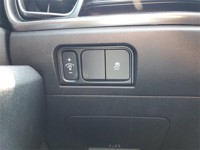 used 2025 Kia Sorento car, priced at $34,898