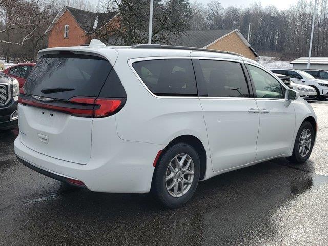 used 2022 Chrysler Pacifica car, priced at $22,000