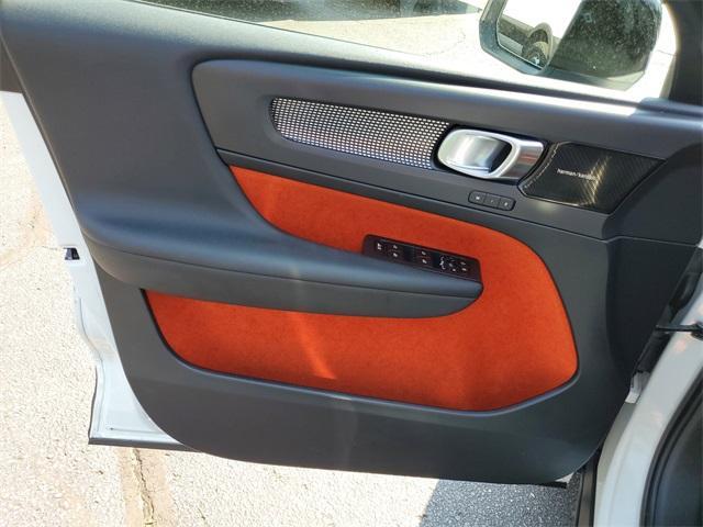 used 2019 Volvo XC40 car, priced at $26,000