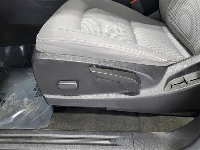 used 2015 Chevrolet Colorado car, priced at $16,300