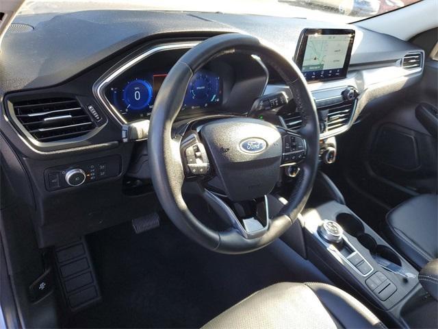 used 2022 Ford Escape car, priced at $25,898